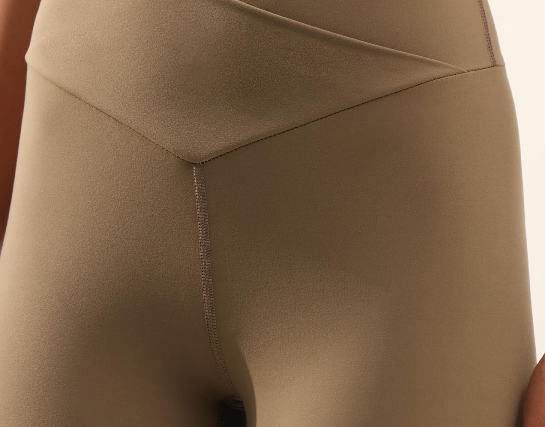 Leggings Pretina Cruzada Aerius Skin, Mocca